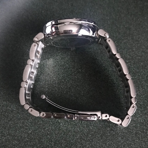 Michael Kors Sofie Analog Display Quartz Silver-tone Women’s Watch MK6575 - Picture 11 of 16